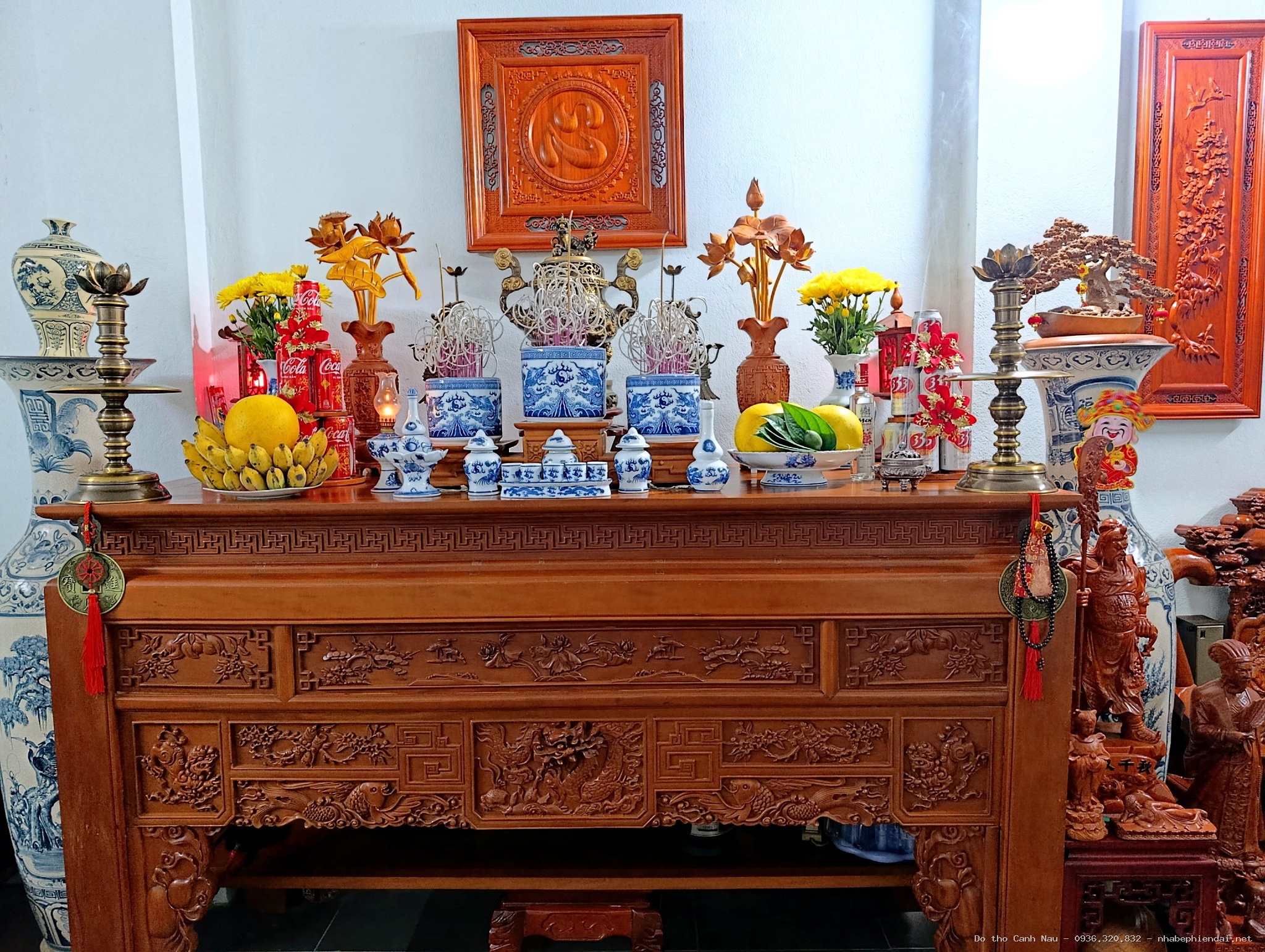 Bàn thờ hiện đại cho chung cư gỗ gõ đỏ - Kho bàn thờ hiện đại